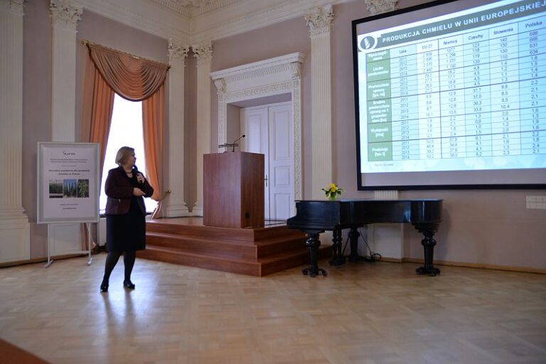 Warsztaty naukowe „Aktualne wyzwania dla produkcji chmielu w Polsce”