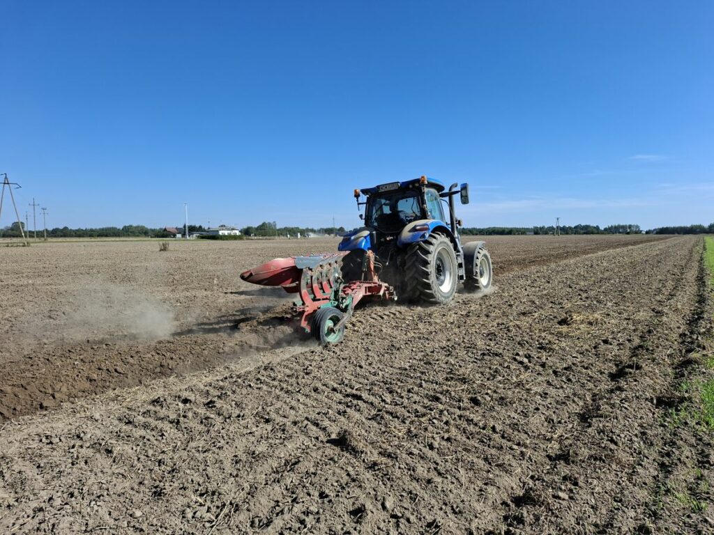 RZD Grabów - orka pod siew zbóż oz
