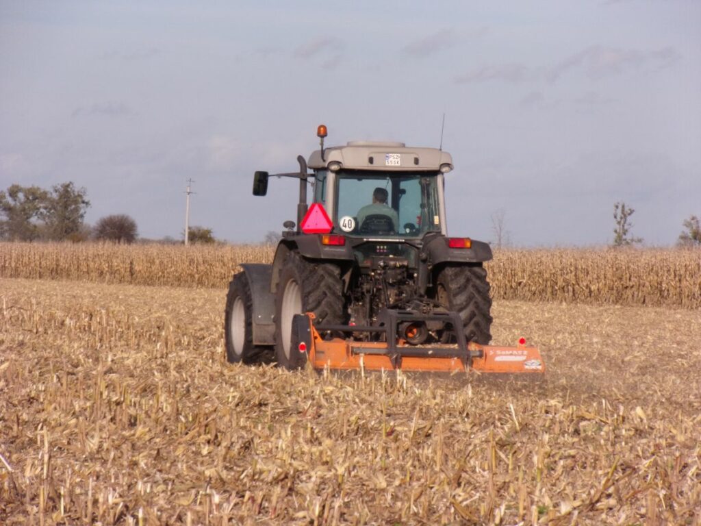 RZD Baborówko - Mulczowanie ścierniska po zbiorze kukurydzy