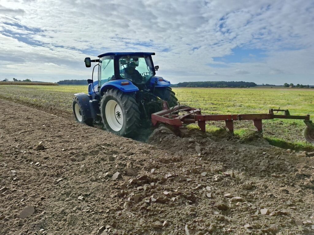 RZD Grabów - Orka pługiem wahadłowym