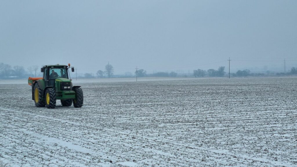 RZD Błonie-Topola - rozsiewanie nawozów